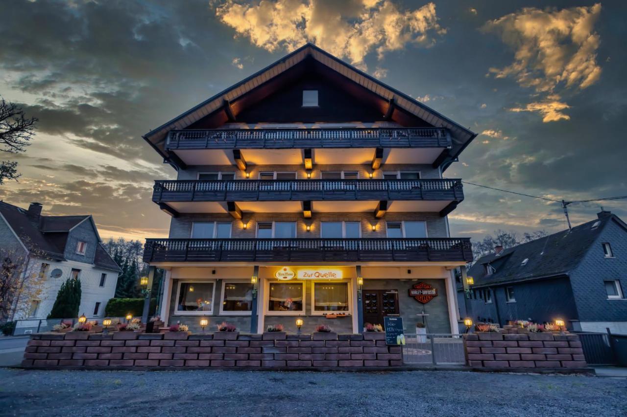 Gasthaus Zur Quelle Bad Marienberg Dış mekan fotoğraf
