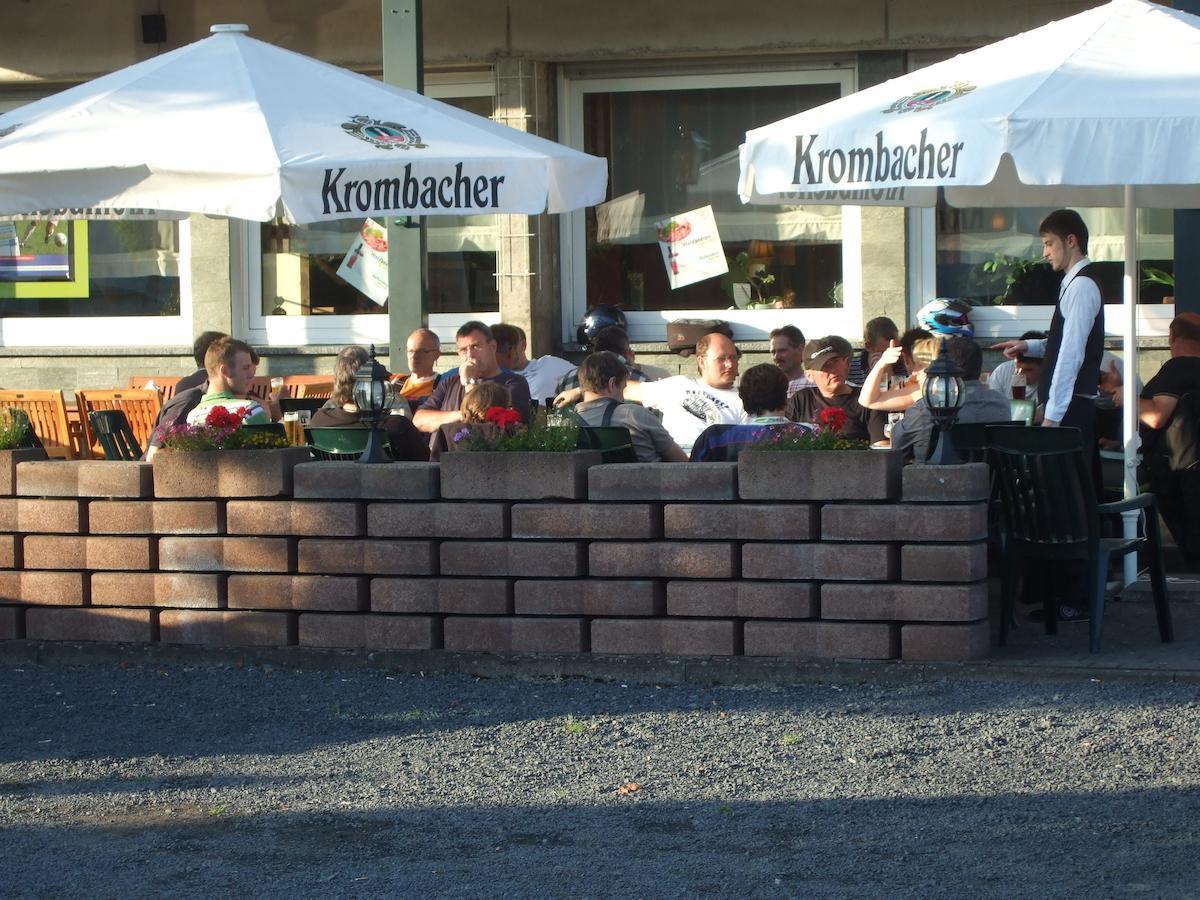 Gasthaus Zur Quelle Bad Marienberg Dış mekan fotoğraf