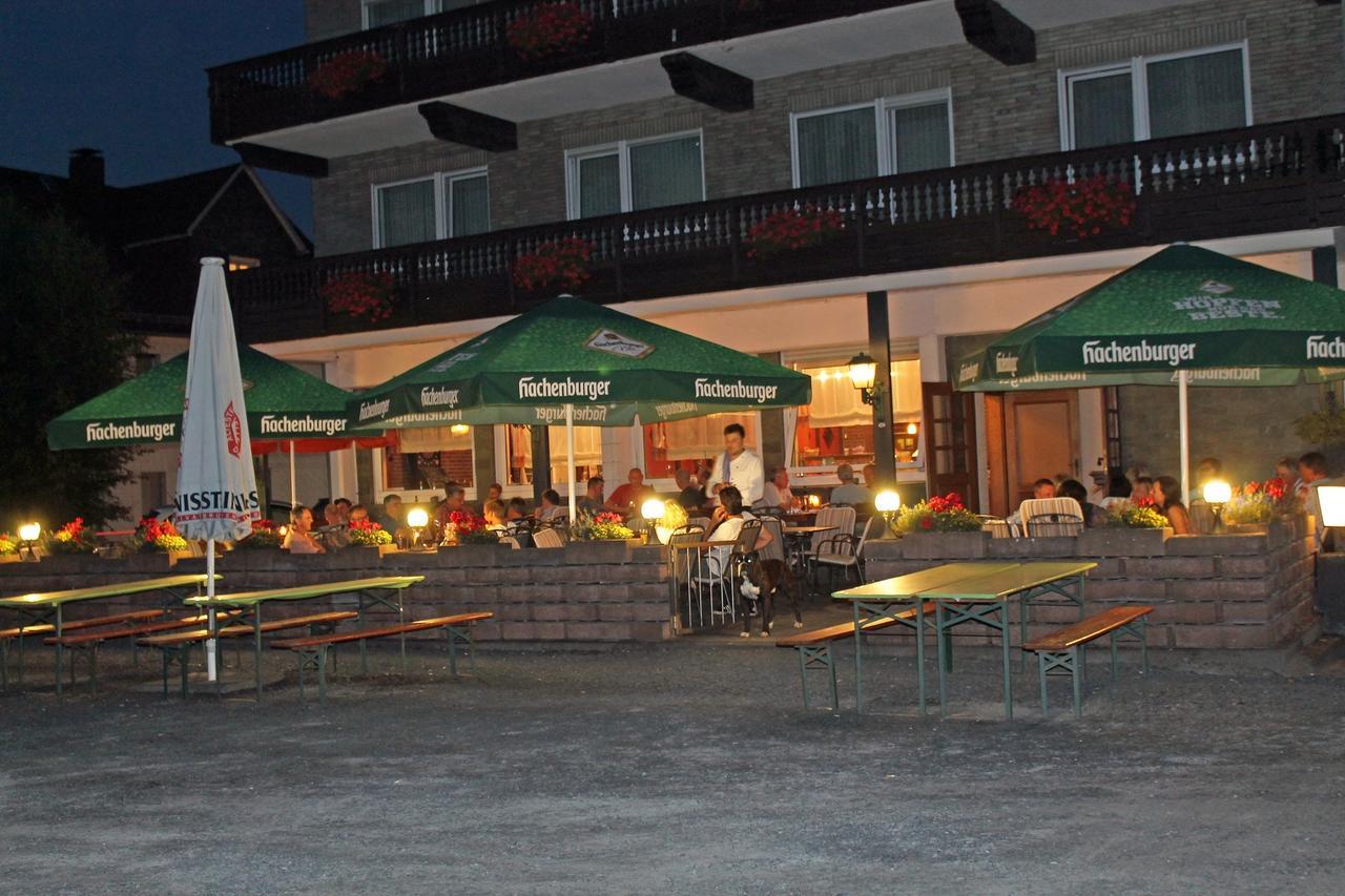 Gasthaus Zur Quelle Bad Marienberg Dış mekan fotoğraf