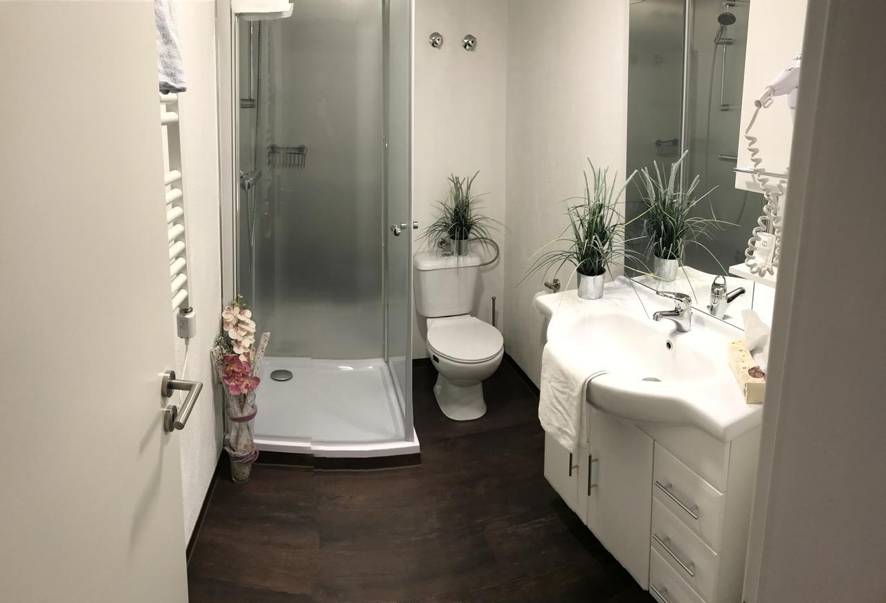 Gasthaus Zur Quelle Bad Marienberg Dış mekan fotoğraf